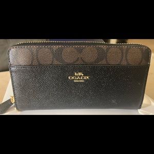 COACH Wallet 12 Card Holder